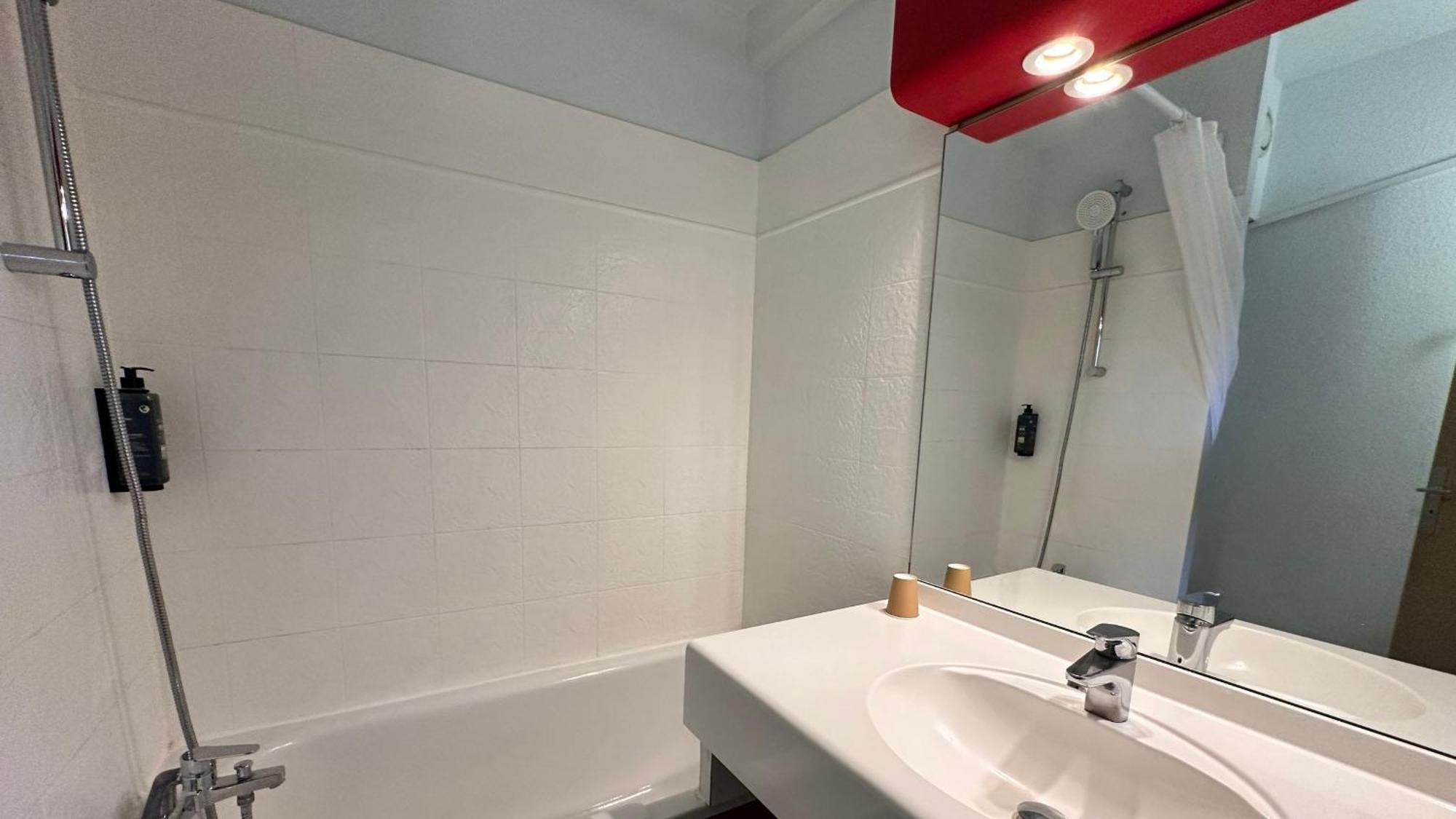 Cit'hotel Le Lyrique Hotel